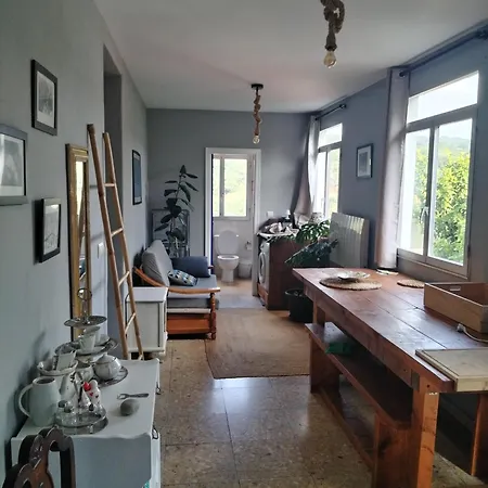 Casa De Ascuas Apartment *